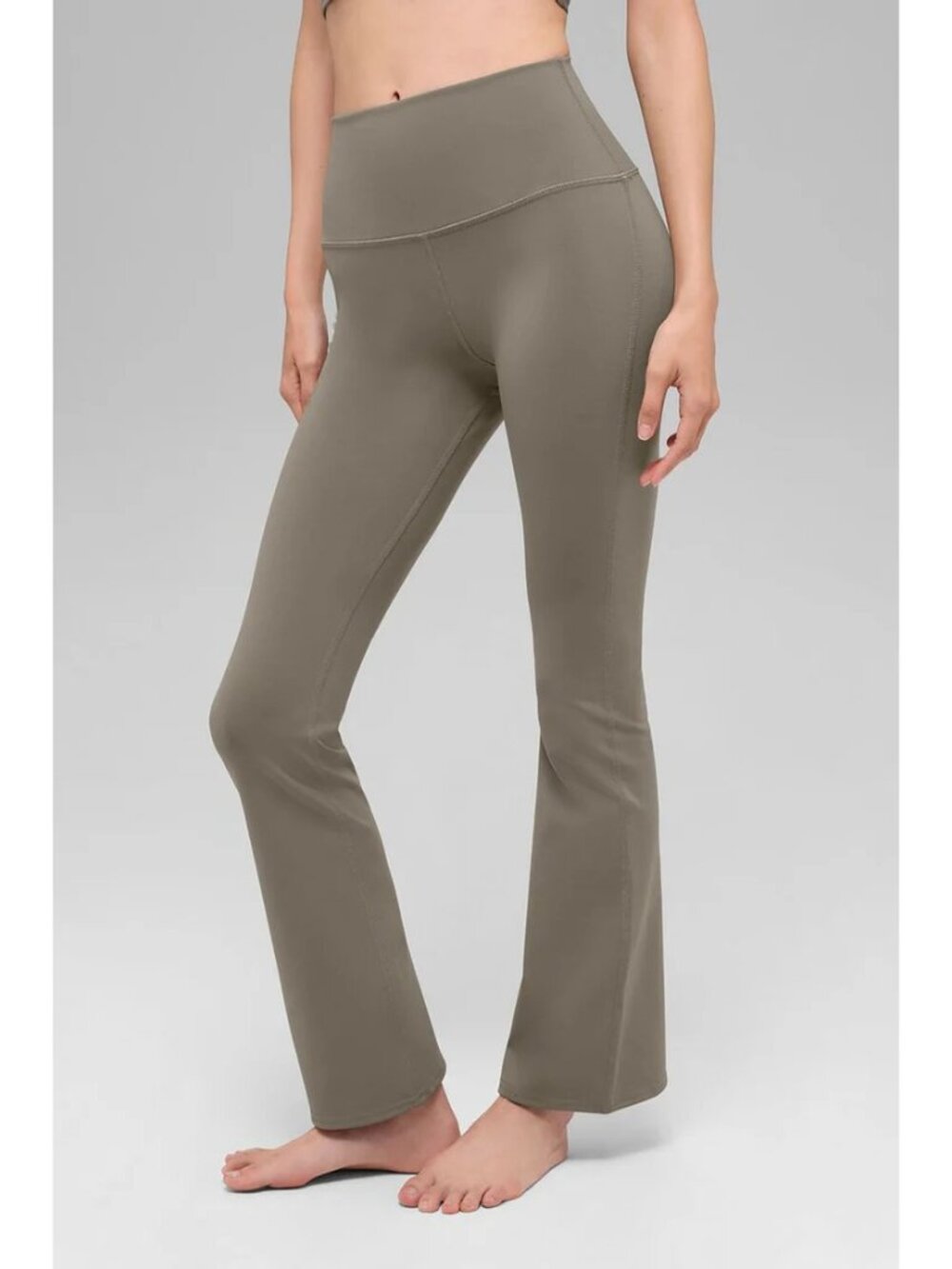 Alo Airbrush High-Waist 7/8 Bootcut Legging in Light Cocoa Size Small - Picture 3 of 8